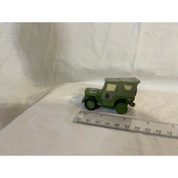 Cars 3 Sarge diecast - Picture 2 of 4